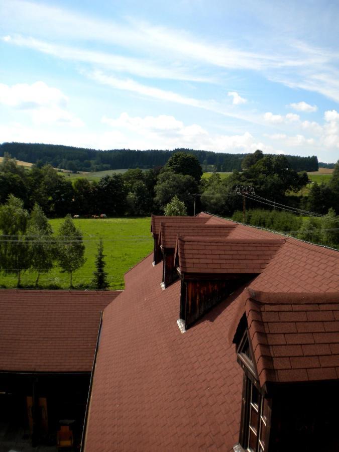 Lidmiluv Mlyn Hotel Sádek Kültér fotó