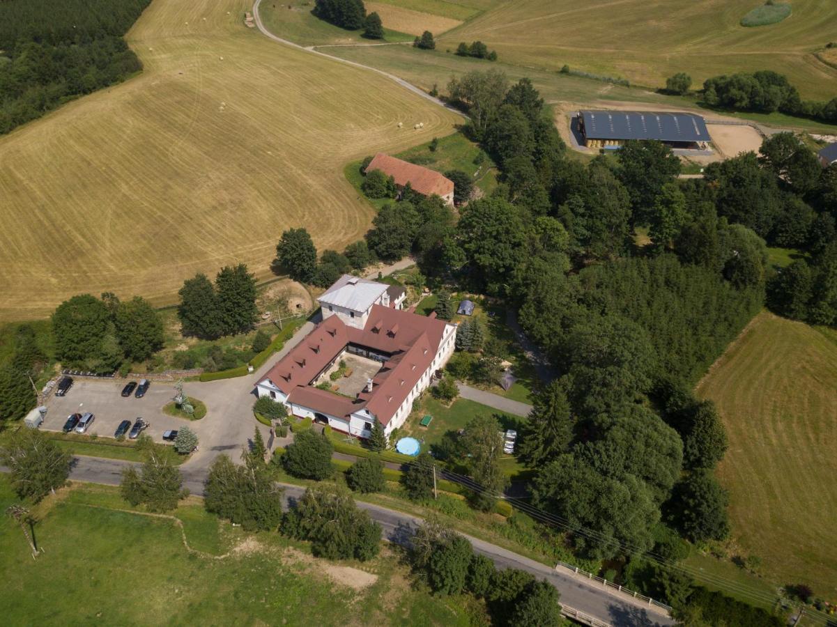 Lidmiluv Mlyn Hotel Sádek Kültér fotó